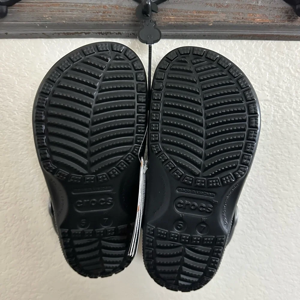 Mandalorian Crocs - Picture 5 of 5